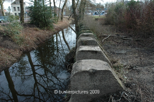 © bunkerpictures - Tank ditch and dragon teeth